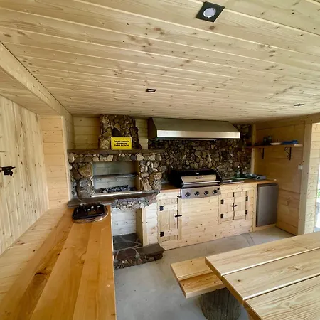 Goralska Jacuzzi Villa *