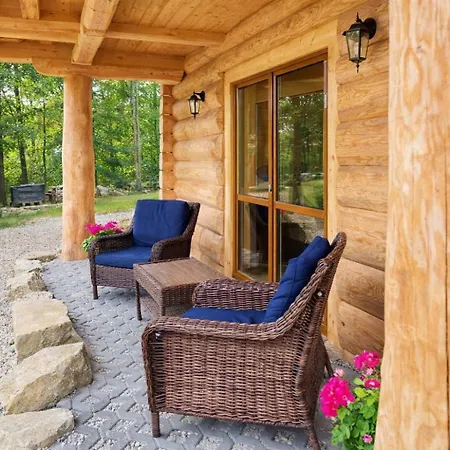 Goralska Jacuzzi Villa *