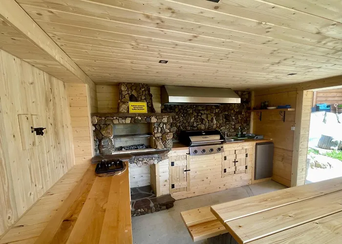 Goralska Jacuzzi Villa *